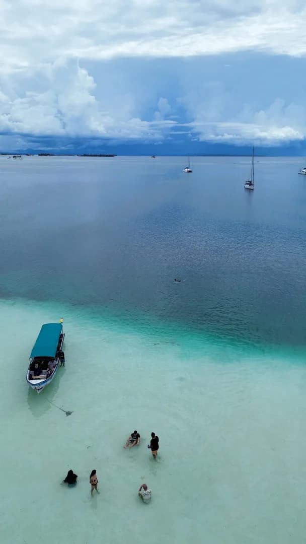 Tour a San Blas scene 4